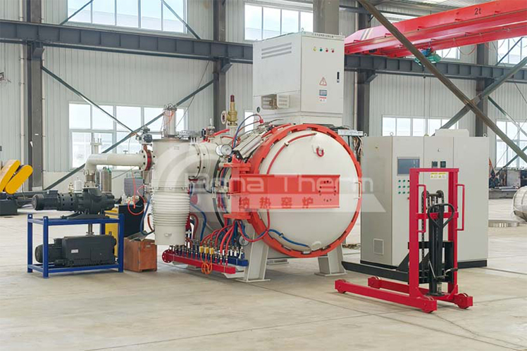 真空淬火爐
